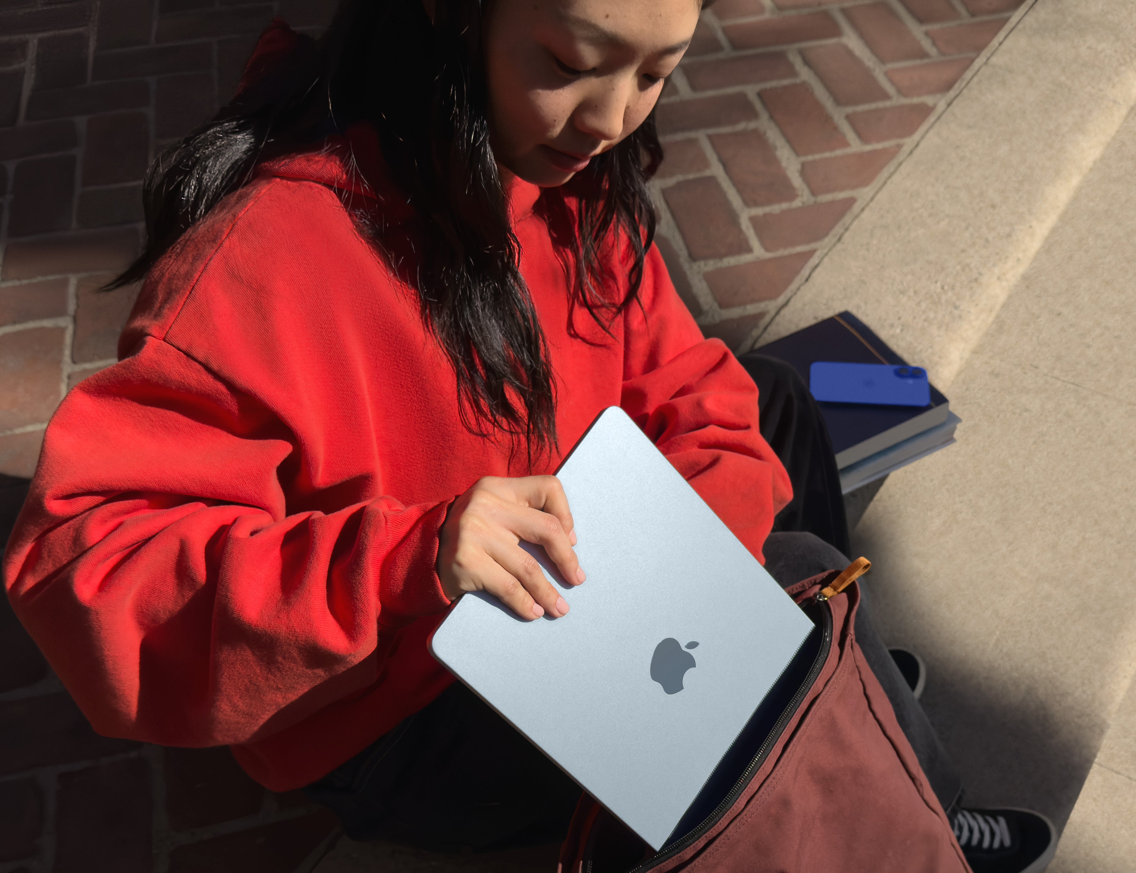 MacBook Air 13 M4 16/256GB (Midnatt)